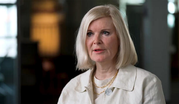 Rafaela Kraus: Wie die Bundeswehr schneller innovieren kann (Video)