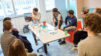 Team-Puzzling-Event am 2. April 2025 (Foto: Julia Merkel)