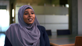 Amal Abdirahman: Talentscouts finden Studienpioniere (Video)